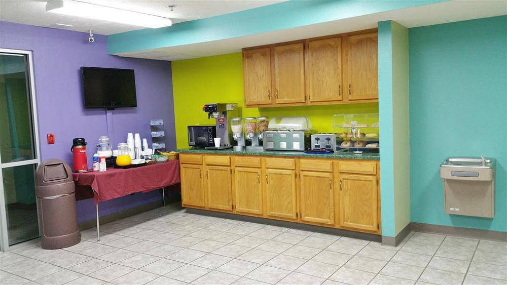 Americas Best Value Inn - Seymour Restaurant foto